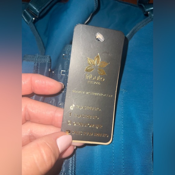 Faja tributo neuf !!! Semi custom ! Taille small / medium - Picture 4 of 5